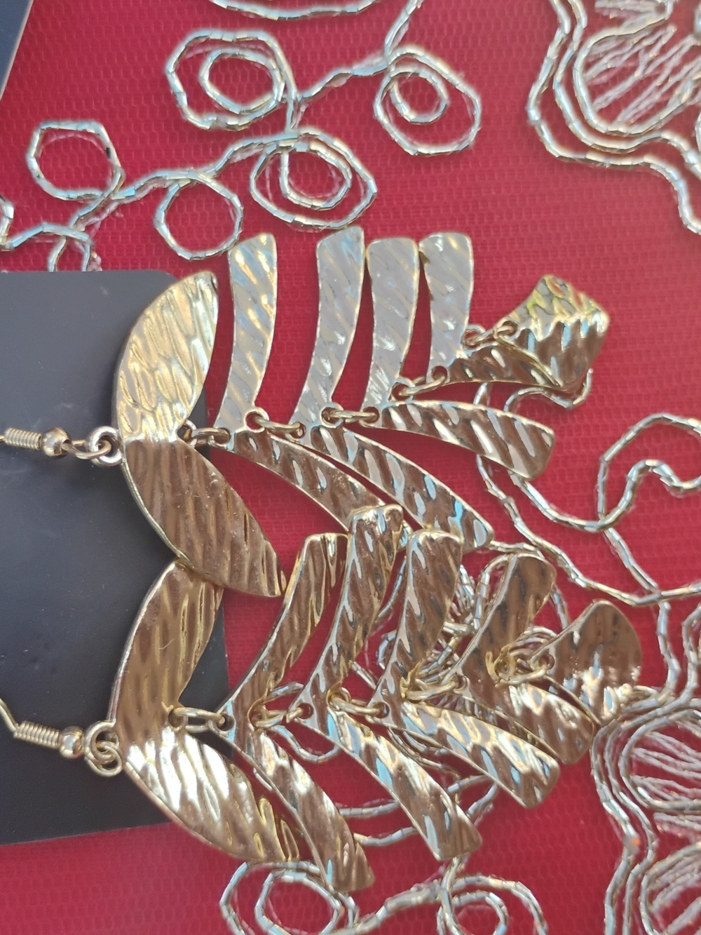 Gold Leaf Dangle Earrings - Elegant Women’s Jewelry